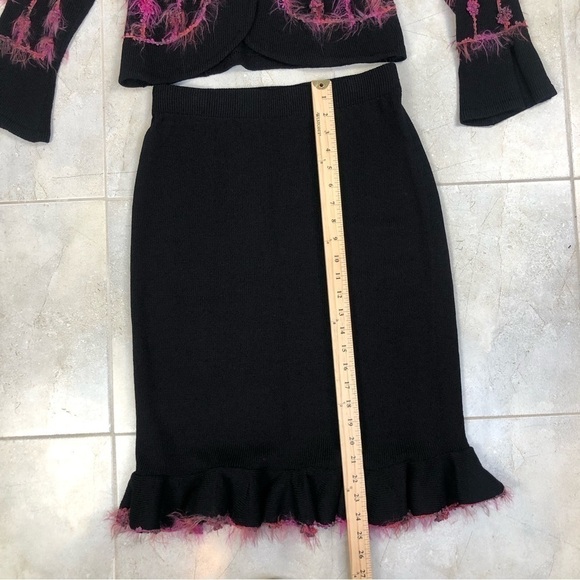 VINTAGE Egoiste black & pink feather blazer midi skirt suit size 4 - Picture 11 of 17